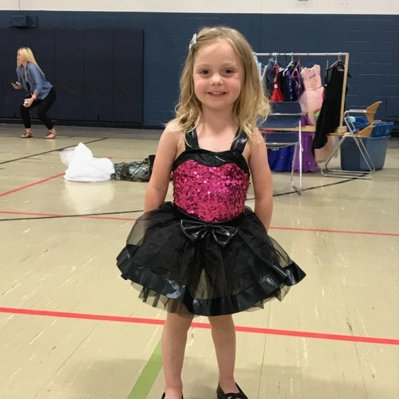 Girls dance leotard and skirt - Picture 2 of 2